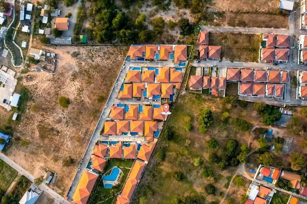 Private 4 Bedroom Pool Villa Ng411-1